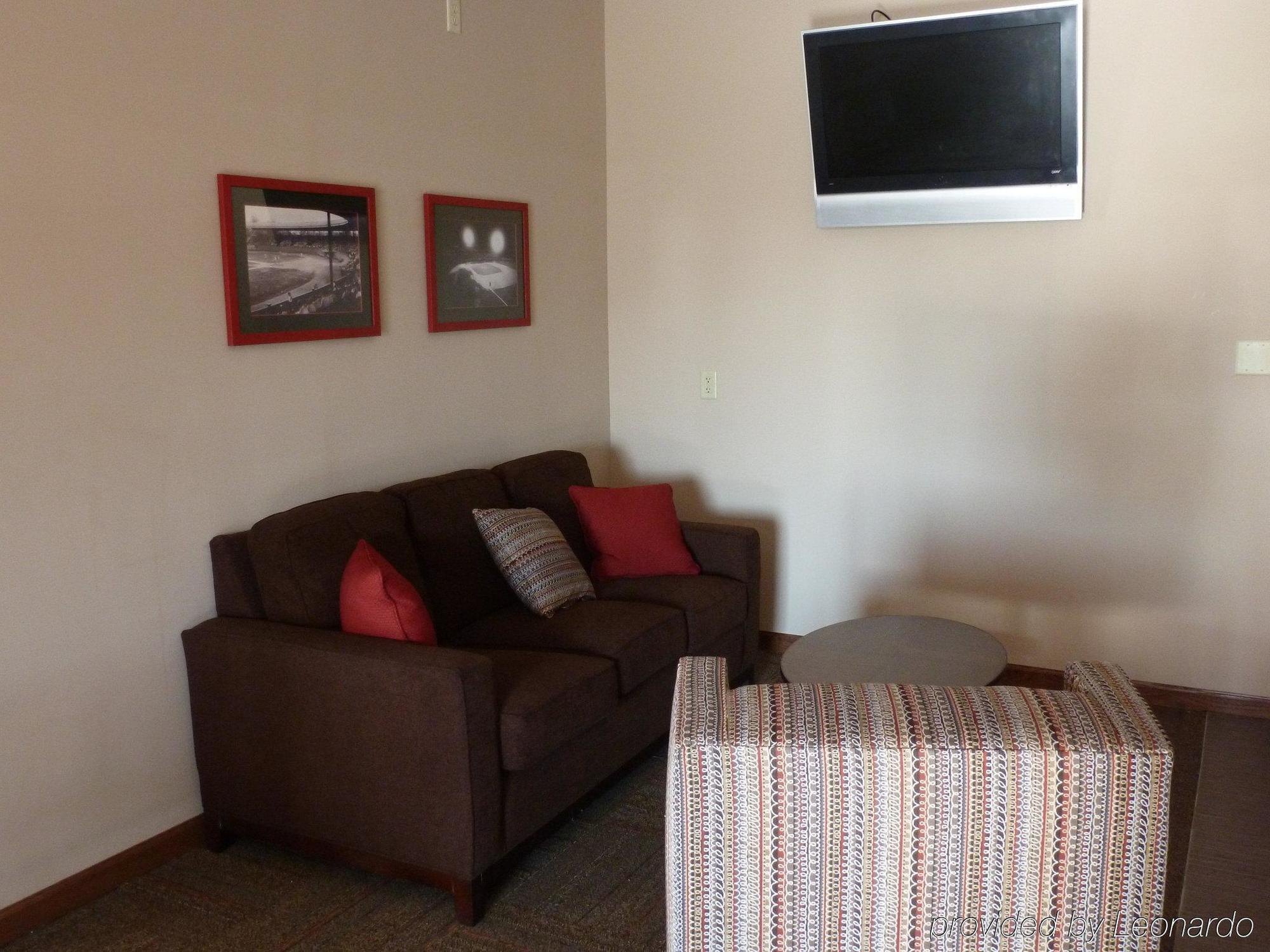 Holiday Inn Express & Suites Evansville North By Ihg Warrenton Bilik gambar