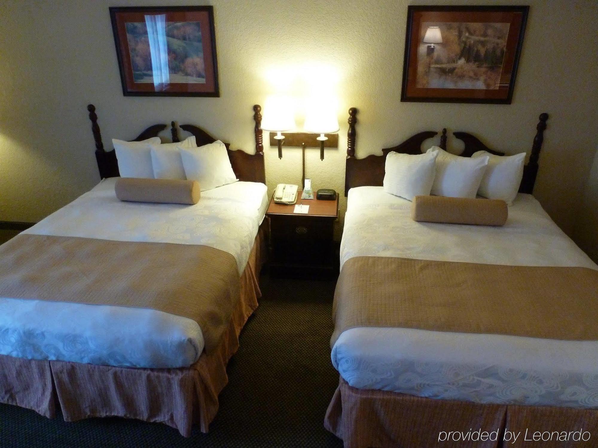 Holiday Inn Express & Suites Evansville North By Ihg Warrenton Bilik gambar